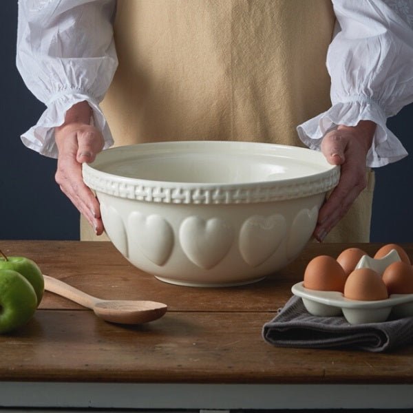 Mason Cash Hearts Cream Mixing Bowl 29cm - RAYWARE - Beattys of Loughrea