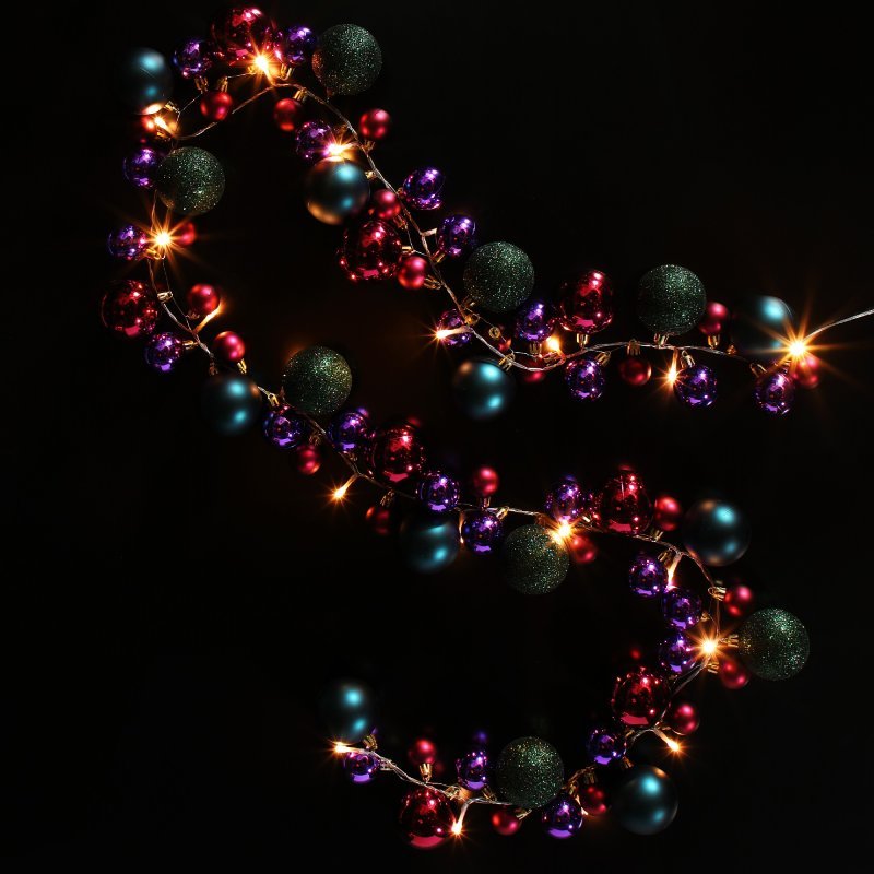 Noma Multi Bauble Cluster Garland 2.2m - Battery Operated - XMAS BATTERY OPERATED LIGHTS - Beattys of Loughrea