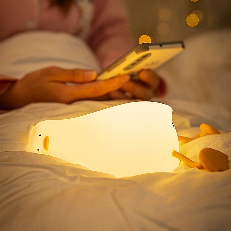 Quacker The Duck - Lumi Buddy Nightlight RGB - NIGHT LIGHT PLUG IN - Beattys of Loughrea