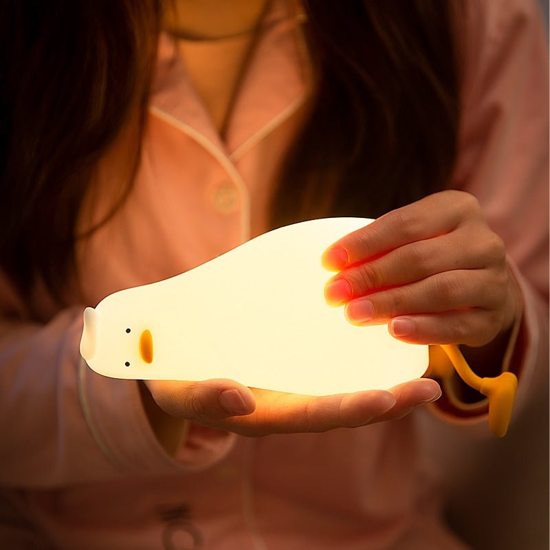 Quacker The Duck - Lumi Buddy Nightlight RGB - NIGHT LIGHT PLUG IN - Beattys of Loughrea