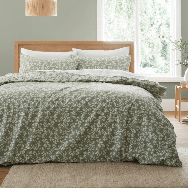 Bianca Shadow Leaves Green 200TC Duvet Cover Set Superking - DUVET COVERS - Beattys of Loughrea