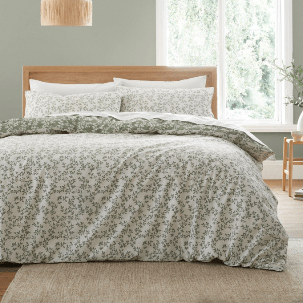 Bianca Shadow Leaves Green 200TC Duvet Cover Set Superking - DUVET COVERS - Beattys of Loughrea