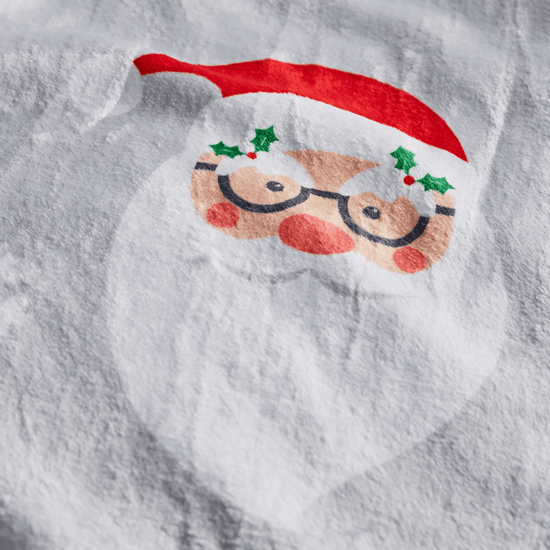 Catherine Lansfield Christmas Santa Spec - Tacular Fleece Throw 130 x 170cm - THROWS/BLANKETS - Beattys of Loughrea