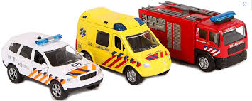 Die Cast Emergency Giftset With Light & Sound - CARS/GARAGE/TRAINS - Beattys of Loughrea