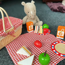 Picnic Basket - ROLE PLAY - Beattys of Loughrea