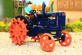 Britains 1:32 Fordson Major With Steer Wheels (Limited Edition) - FARMS/TRACTORS/BUILDING - Beattys of Loughrea