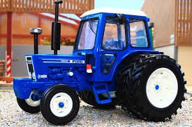 Britains 1:32 Ford 7600 With Dual Wheels - FARMS/TRACTORS/BUILDING - Beattys of Loughrea