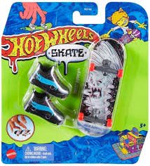 Hot Wheels Skate Board & Shoe Assorted Styles - CARS/GARAGE/TRAINS - Beattys of Loughrea