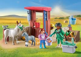 Playmobil Farmyard Vet - CONSTRUCTION - LEGO/KNEX ETC - Beattys of Loughrea