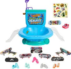 Hot Wheels Skate Flush & Go Skate Bowl - CARS/GARAGE/TRAINS - Beattys of Loughrea