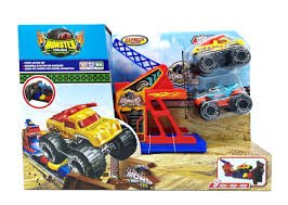 Express Wheels Monster Truck Stunt Play Set - CARS/GARAGE/TRAINS - Beattys of Loughrea