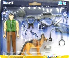 Bworld Forester with Dog & Accessories - FARMS/TRACTORS/BUILDING - Beattys of Loughrea