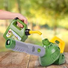 John Deere Bubble Leaf Blower & Refill Can - TOOLS/GUNS - Beattys of Loughrea