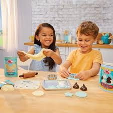 Little Tikes Creative Chefs Cookie Kit - ROLE PLAY - Beattys of Loughrea