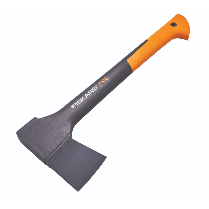 Fiskars Chopping Axe - SHOVEL/FORK/SPADE/AXE/HATCHET - Beattys of Loughrea