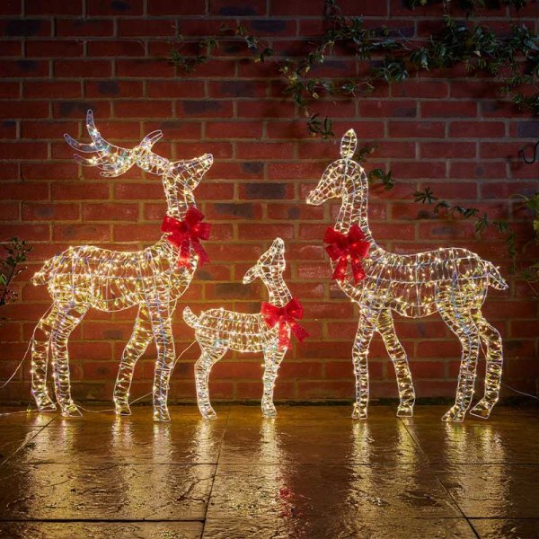 OpaLight Deer Family, LV - XMAS LIGHTED OUTDOOR DECOS - Beattys of Loughrea