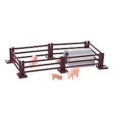 Britains Pig Pen Set - FARMS/TRACTORS/BUILDING - Beattys of Loughrea