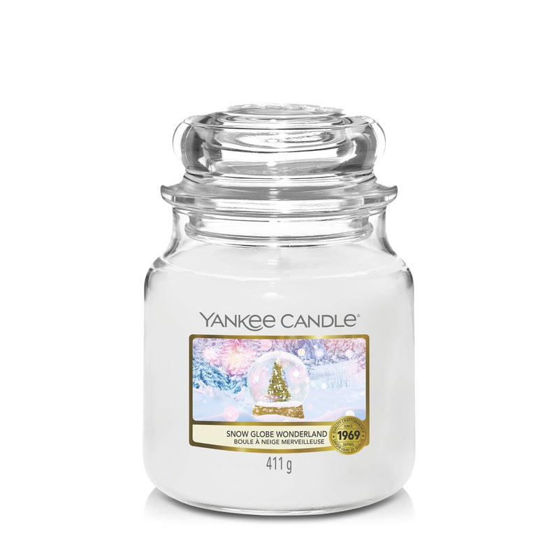 Snow Globe Wonderland Medium Yankee Candle 411g - CANDLES - Beattys of Loughrea