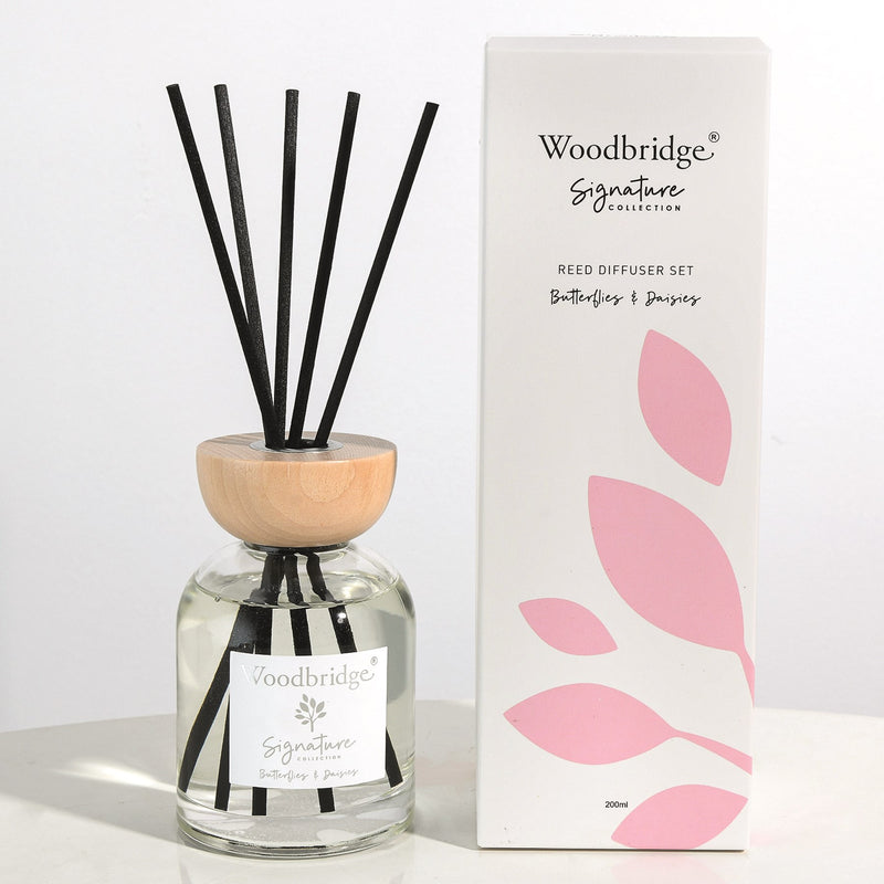 Butterflies on Daisies Filled Reed Diffuser by Woodbridge 200ml - POT POURRI/AROMATHERAPY/OILS/DIFFUSER - Beattys of Loughrea