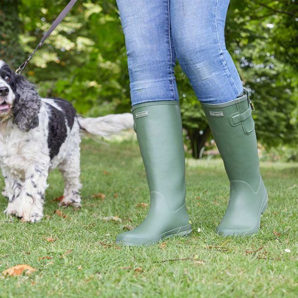 Classic Rubber Wellingtons - Green Size 9 - WELLIES - Beattys of Loughrea